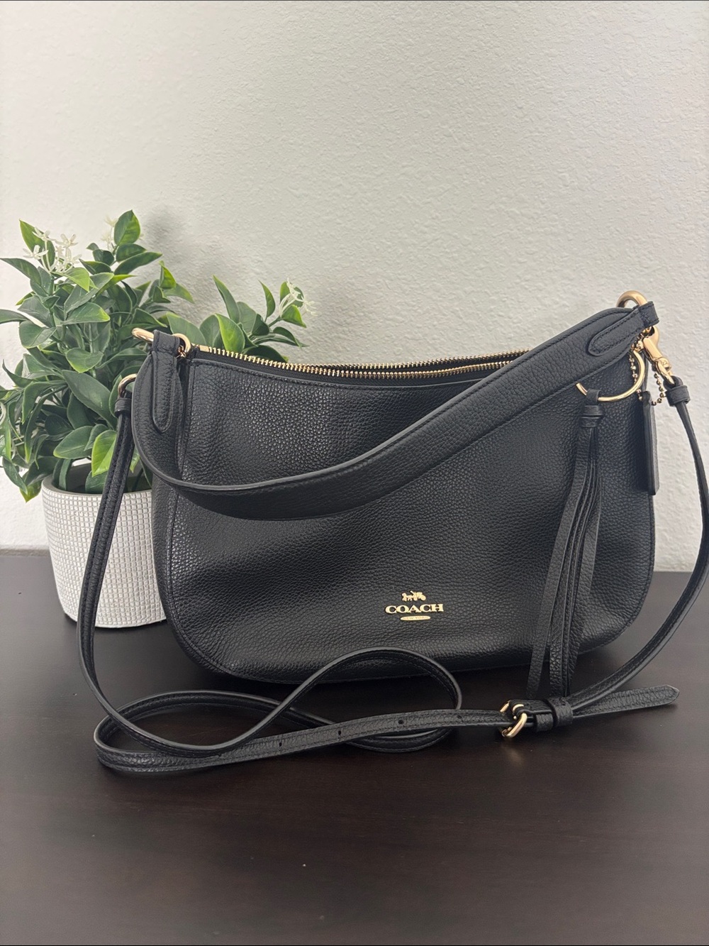 Coach Black Leather Shoulder Bag with Gold Accents NWOT - Picture 2 of 9
